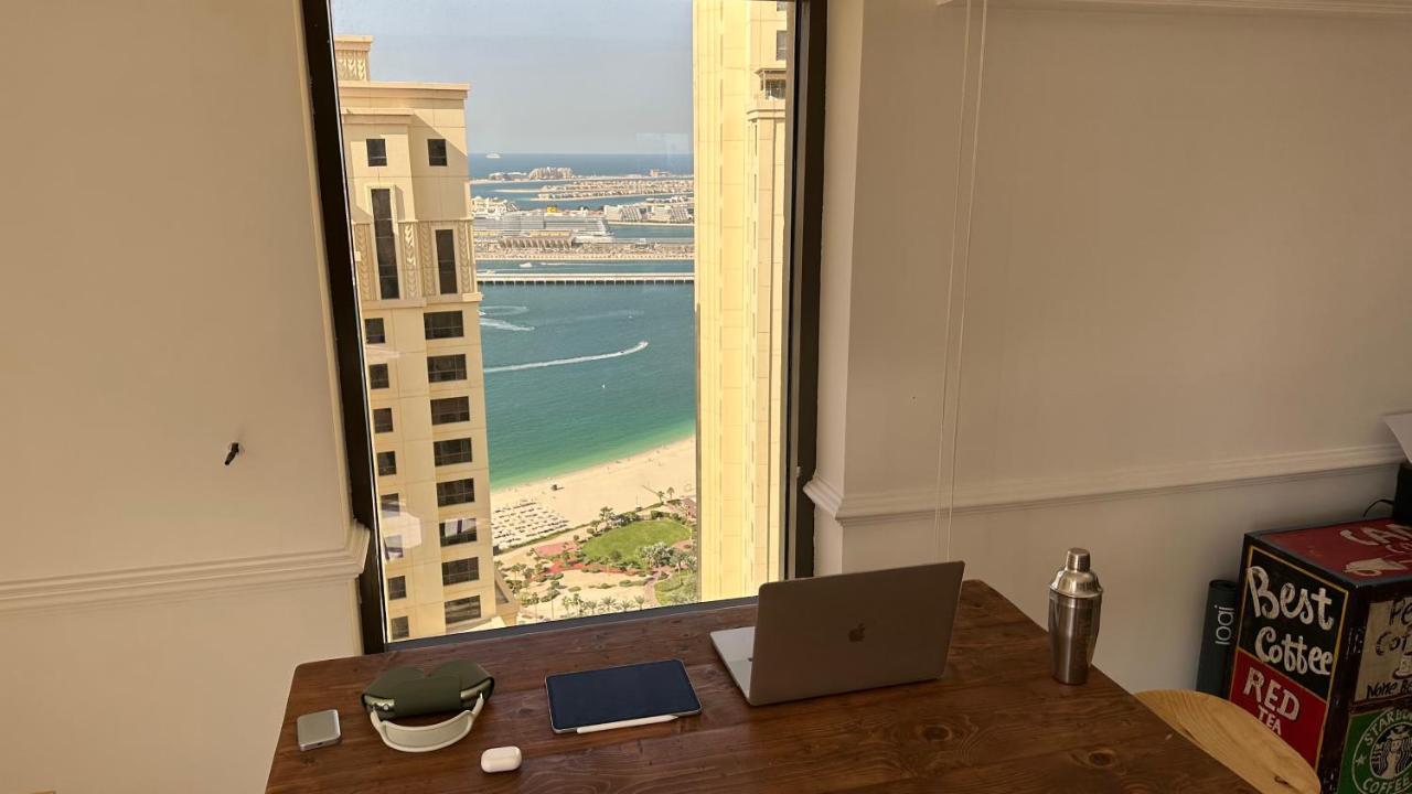 Neyar Beach Vibes - The Penthouse Hostel Dubai Buitenkant foto
