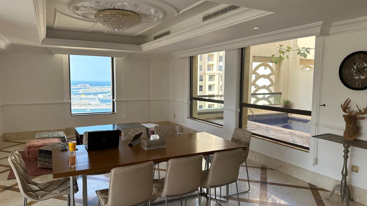 Neyar Beach Vibes - The Penthouse Hostel Dubai Buitenkant foto